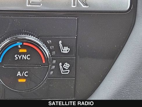 New 2026 Nissan Pathfinder Platinum w/ Accent Package FWD image 23
