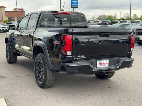 Used 2025 Chevrolet Colorado Trail Boss image 6
