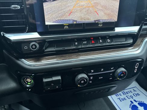 New 2026 Chevrolet Silverado 2500 LT image 21