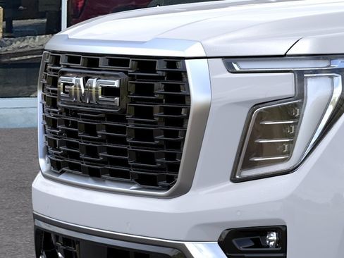 New 2026 GMC Yukon Denali w/ Denali Reserve Package AWD/4WD image 13