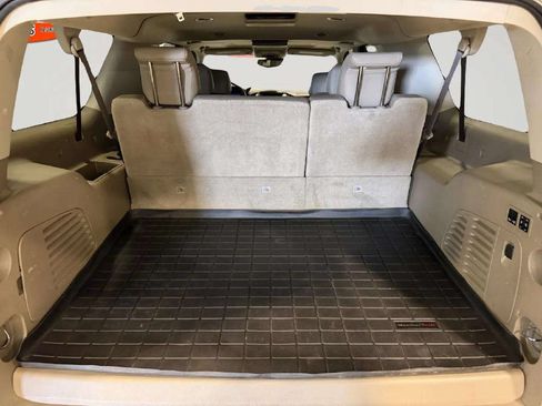 Used 2018 Chevrolet Suburban Premier AWD/4WD image 22
