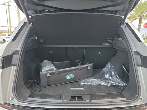 New 2026 Land Rover Range Rover Evoque S image 11