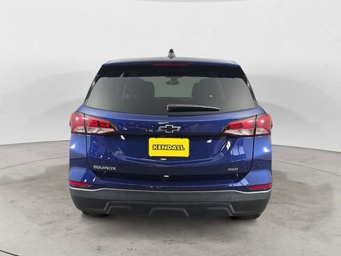 Used 2023 Chevrolet Equinox LS w/ LS Convenience Package image 4