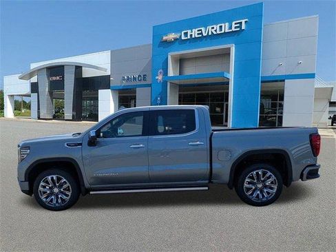 New 2026 GMC Sierra 1500 Denali w/ Denali Reserve Package image 9