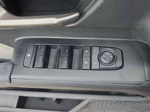 Used 2025 Toyota Tacoma Limited AWD/4WD image 28