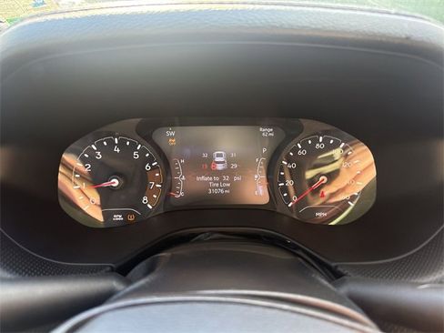 Used 2022 Jeep Compass Altitude image 15