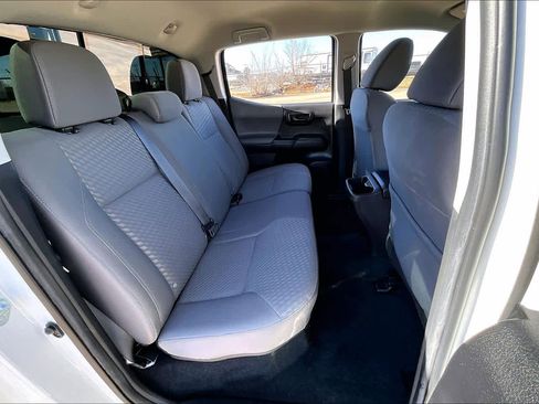 Used 2023 Toyota Tacoma SR image 18