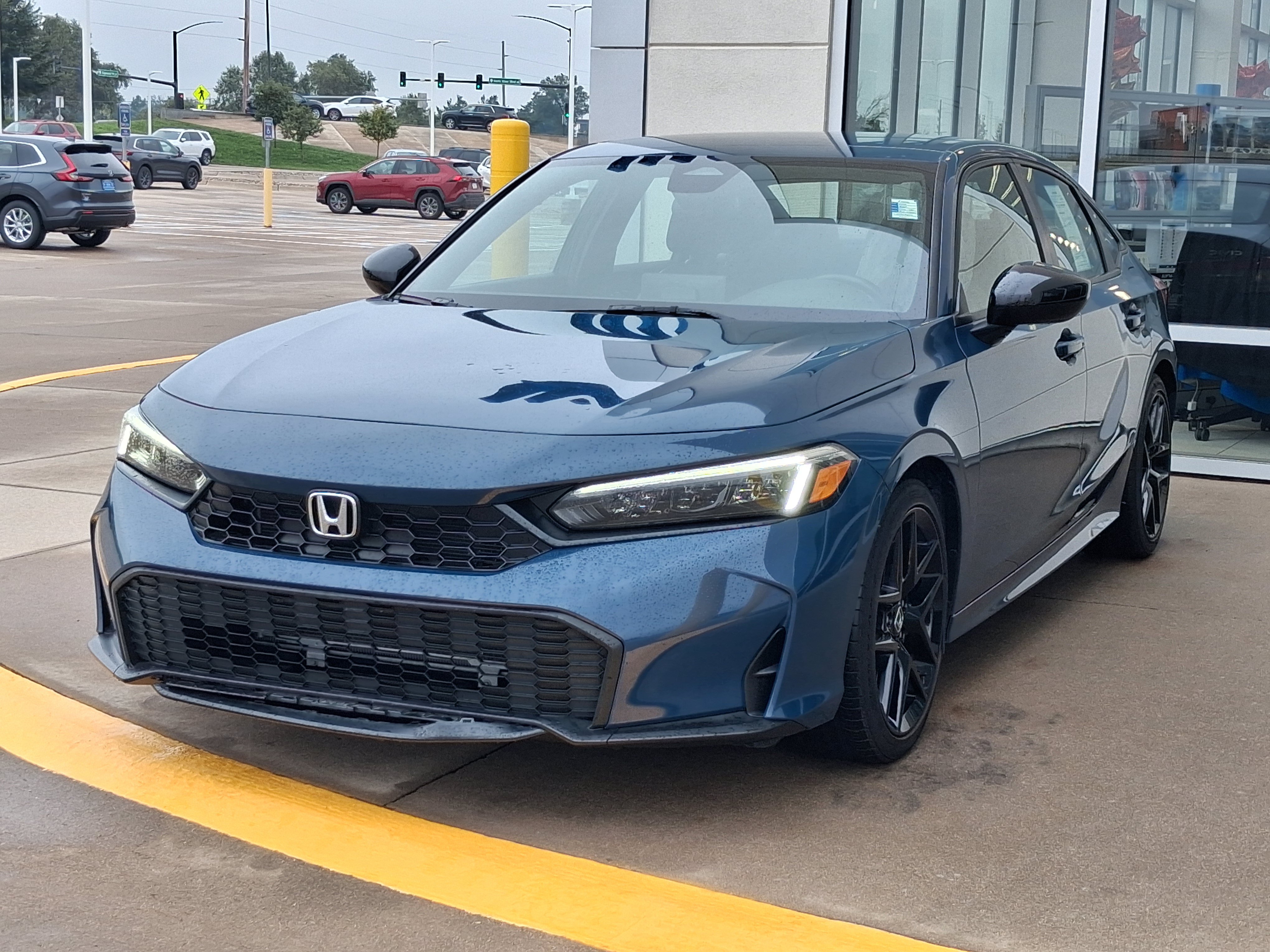 Used 2025 Honda Civic Sport image 3