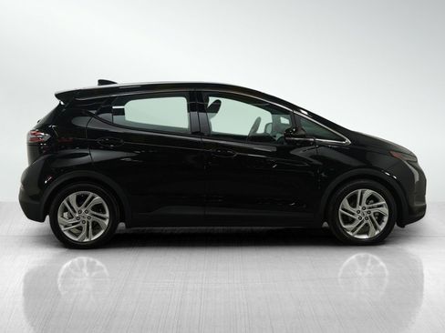 Used 2023 Chevrolet Bolt LT w/ Driver Confidence Package image 6