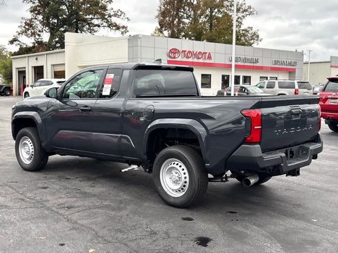 Used 2025 Toyota Tacoma SR w/ Towing Package image 27