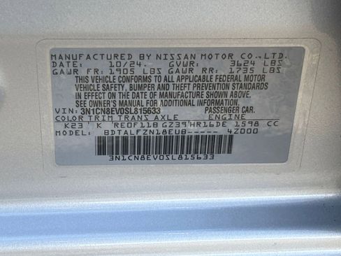 Used 2025 Nissan Versa SV FWD image 27
