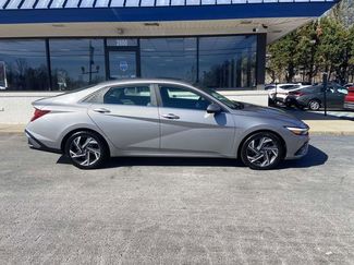 Certified 2024 Hyundai Elantra SEL w/ Convenience Package video 2