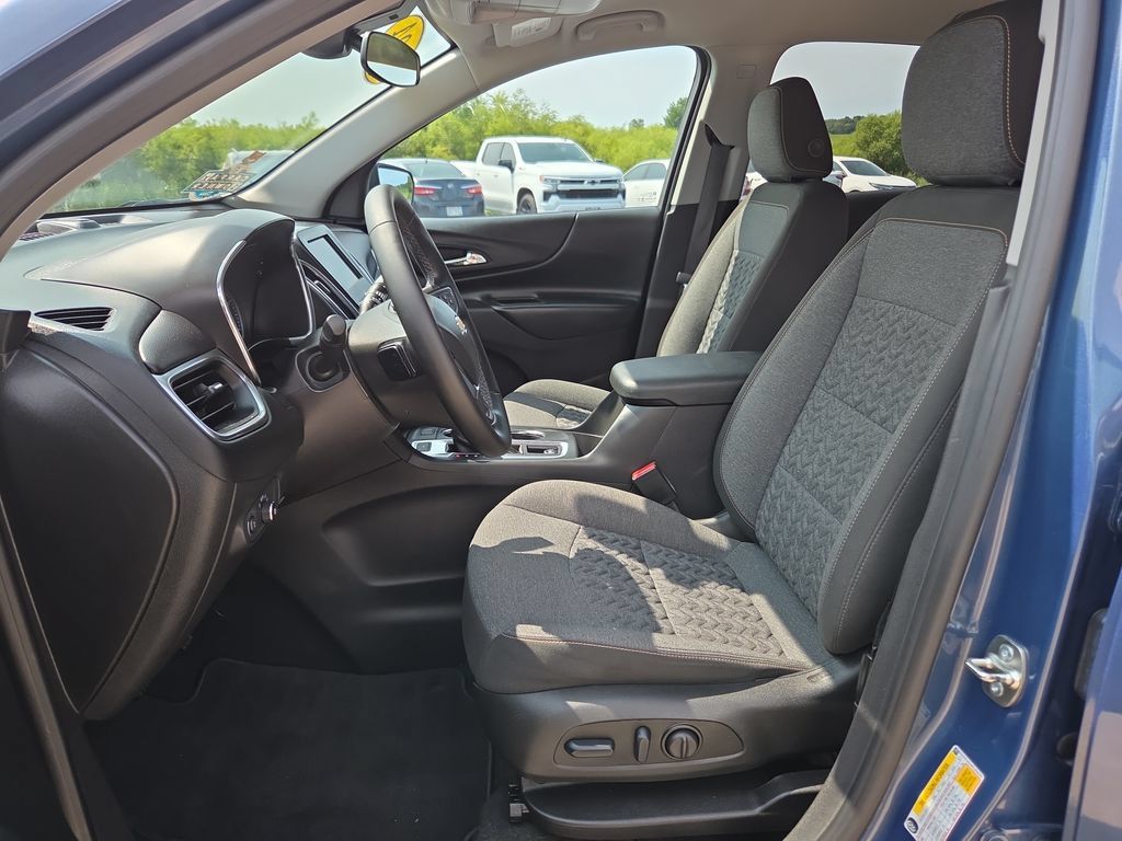 Certified 2024 Chevrolet Equinox LT AWD/4WD image 26
