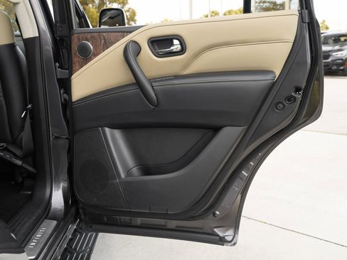 Certified 2024 INFINITI QX80 Premium Select w/ Cargo Package AWD/4WD image 36