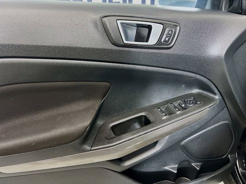 Used 2019 Ford EcoSport SE image 22