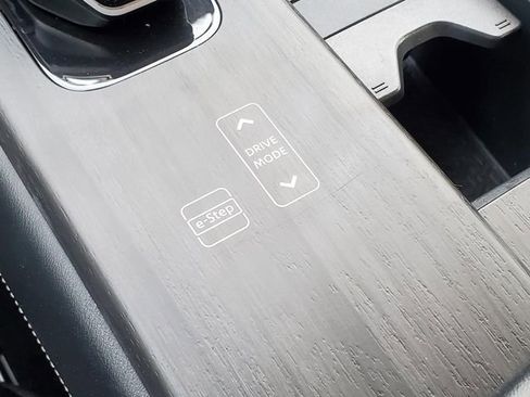 Certified 2023 Nissan Ariya FWD image 25