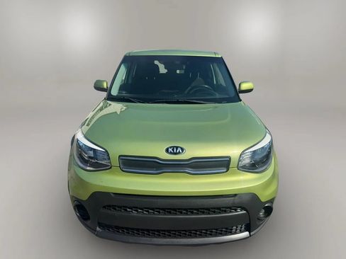 Used 2019 Kia Soul FWD image 3