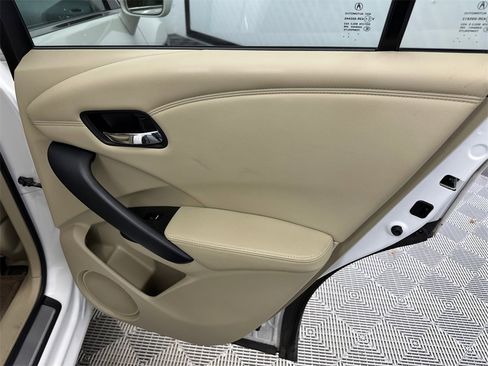 Used 2016 Acura RDX AWD w/ Advance Package image 18