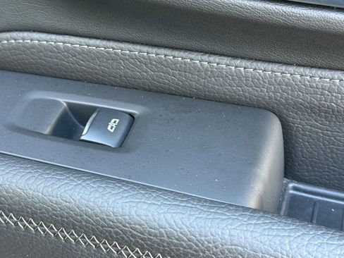 Used 2024 GMC Yukon XL Denali w/ LPO, Floor Liner Package AWD/4WD image 20