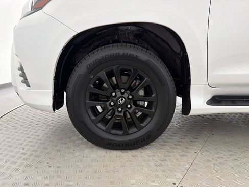 Certified 2022 Lexus GX 460 w/ Black Line Special Edition AWD/4WD image 12