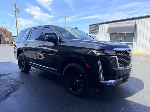 Used 2021 Cadillac Escalade Premium Luxury w/ Driver Assist Tech Package AWD/4WD image 2