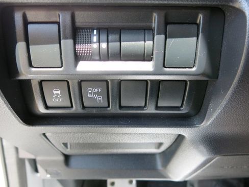 Used 2020 Subaru Impreza 2.0i Sport AWD/4WD image 22