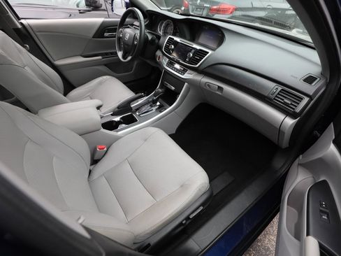 Used 2013 Honda Accord EX-L image 10