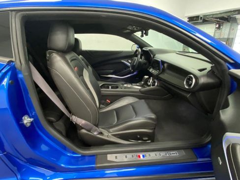 Used 2016 Chevrolet Camaro SS image 22