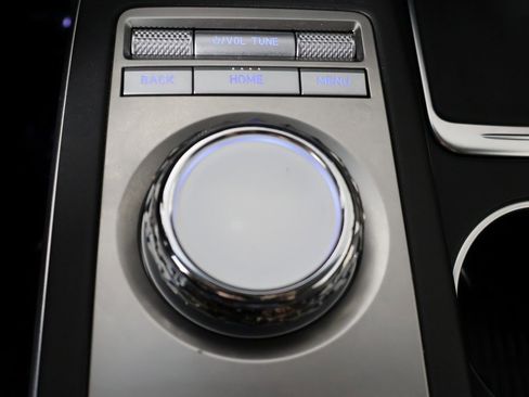 Used 2025 Genesis GV70 2.5T image 50