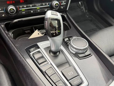Used 2017 BMW 535i xDrive AWD/4WD image 38