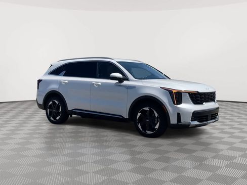 Used 2025 Kia Sorento EX AWD/4WD image 2