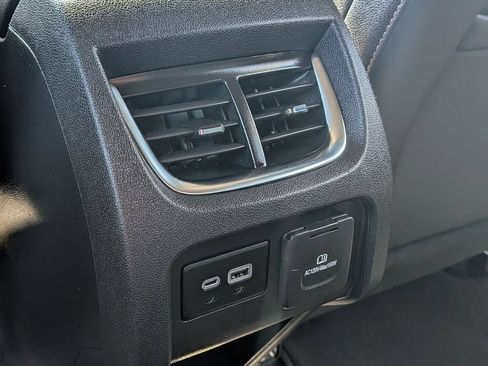 Used 2022 Chevrolet Blazer Premier AWD/4WD image 20