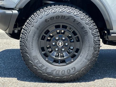 New 2026 Ford Bronco Badlands w/ Sasquatch Package AWD/4WD image 26