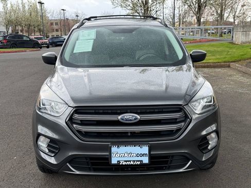 Used 2019 Ford Escape SEL image 3