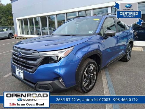 Certified 2025 Subaru Forester Limited image 2