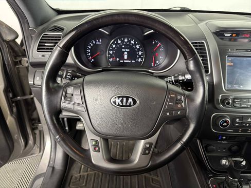 Used 2014 Kia Sorento SX w/ 3rd Row Package image 25