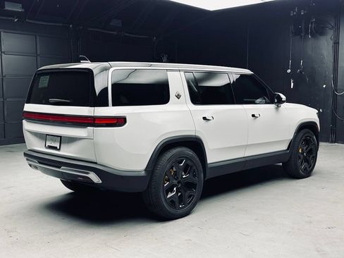 Used 2023 Rivian R1S Launch Edition AWD/4WD image 6
