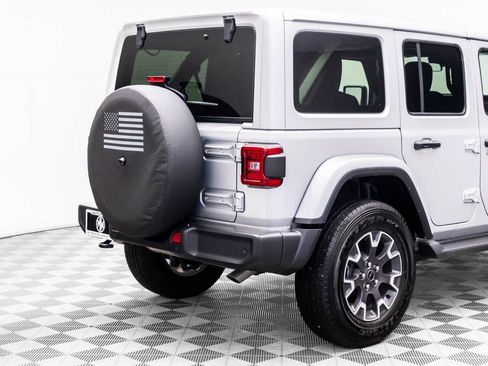 Used 2024 Jeep Wrangler Unlimited Sahara w/ Safety Group AWD/4WD image 33