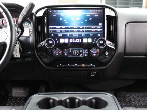 Used 2018 Chevrolet Silverado 1500 LT w/ All Star Edition AWD/4WD image 20