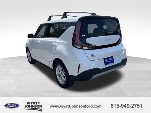 Used 2025 Kia Soul S FWD image 5
