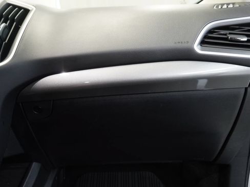 Used 2019 Ford Edge SEL w/ Equipment Group 201A AWD/4WD image 37