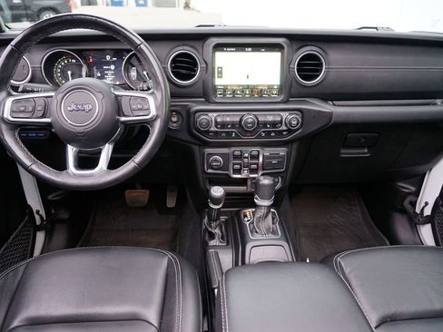 Used 2022 Jeep Wrangler Unlimited Sahara w/ Cold Weather Group image 26