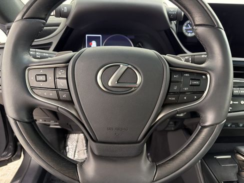 Certified 2025 Lexus ES 350 w/ Technology Package FWD image 12