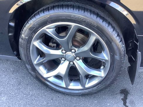 Used 2015 Dodge Challenger R/T Plus RWD image 5