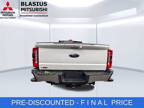 Used 2024 Ford F250 Lariat AWD/4WD image 10
