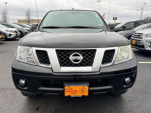 Used 2018 Nissan Frontier PRO-4X image 9