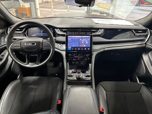 New 2024 Jeep Grand Cherokee Trailhawk w/ Advanced Protech Group II image 13