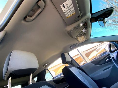 Used 2020 Chevrolet Equinox LS w/ LS Convenience Package image 14