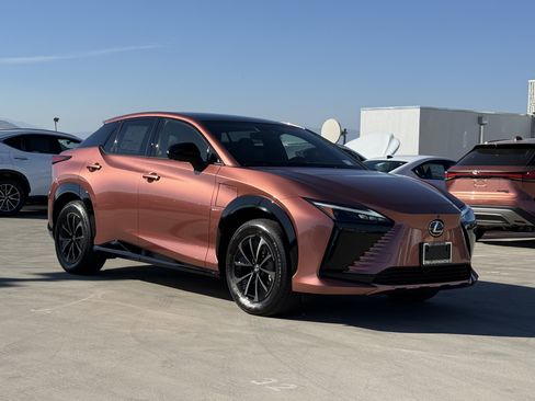 New 2026 Lexus RZ 450e AWD image 2