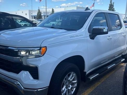 Used 2024 Chevrolet Silverado 1500 LT AWD/4WD image 1